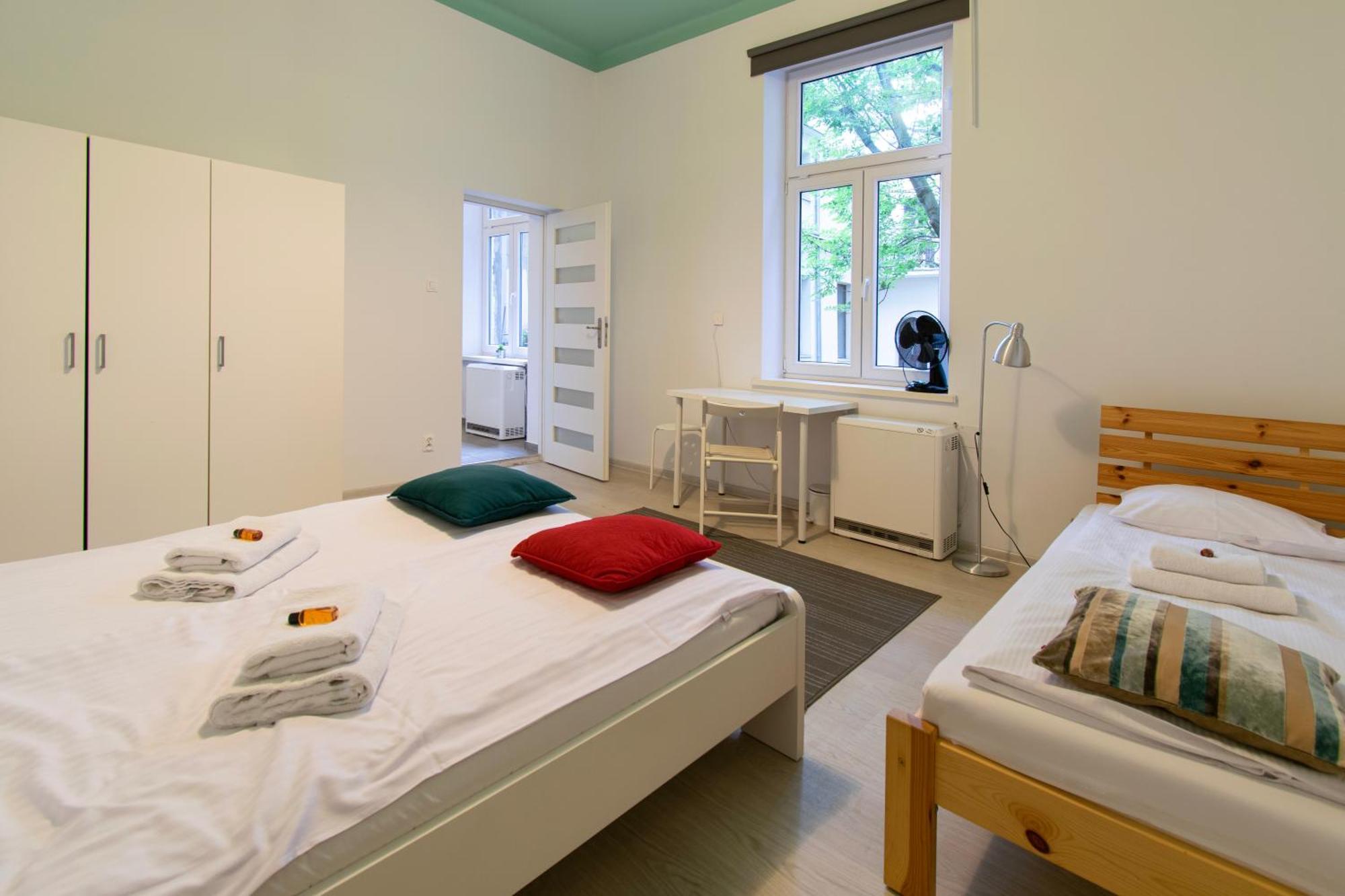 Light Apartment Zyblikiewicza Street Красков Екстериор снимка